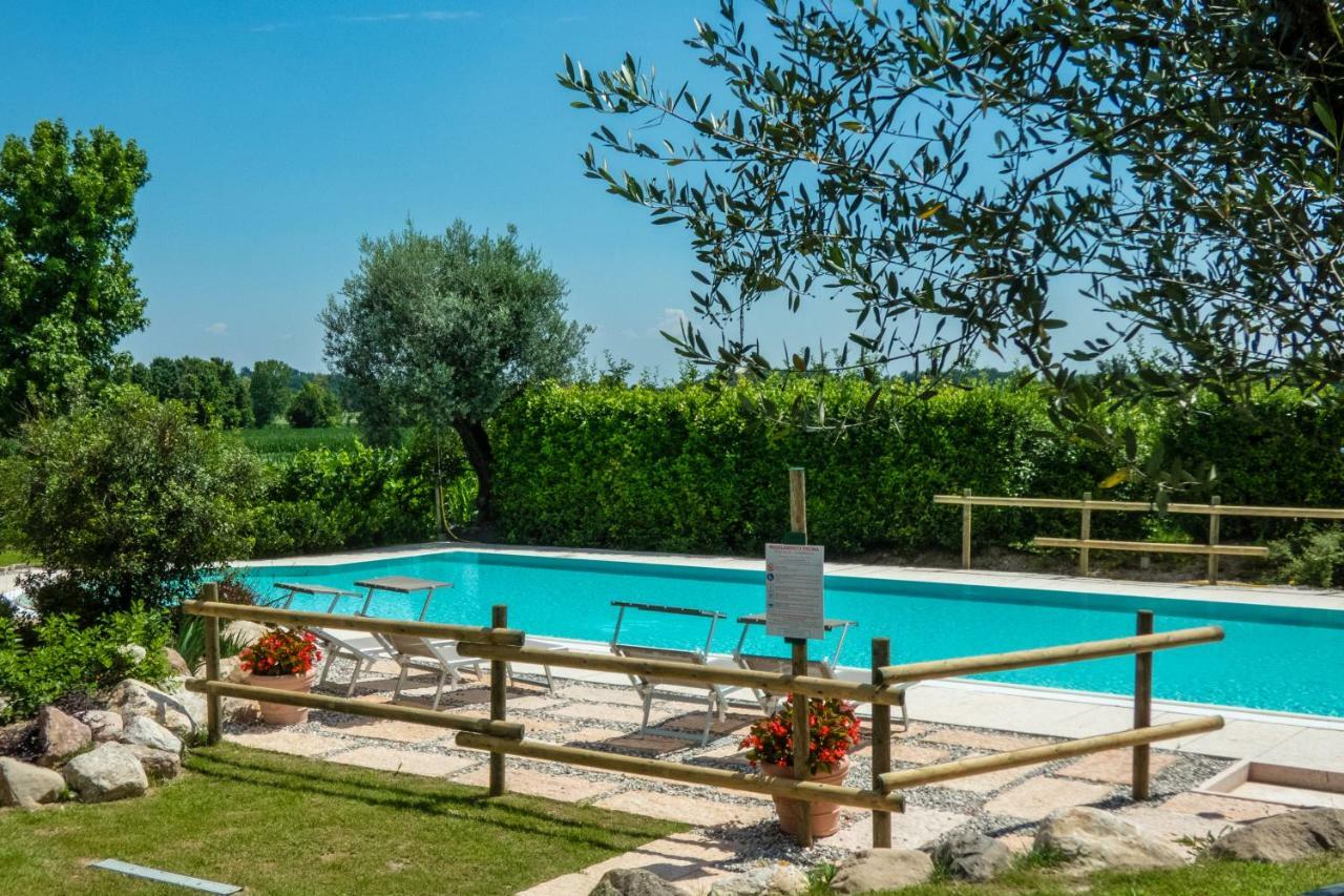 Agriturismo" Il Glicine Bianco" Monzambano Exterior foto
